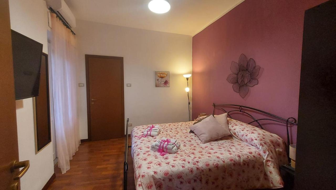 Saint Peter Vatican City Large Apartment Barbara Casa Vacanza Roma Exterior foto
